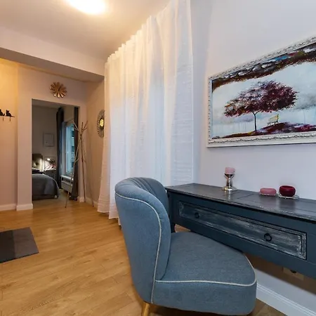 Apartment Brand New In The Old Town